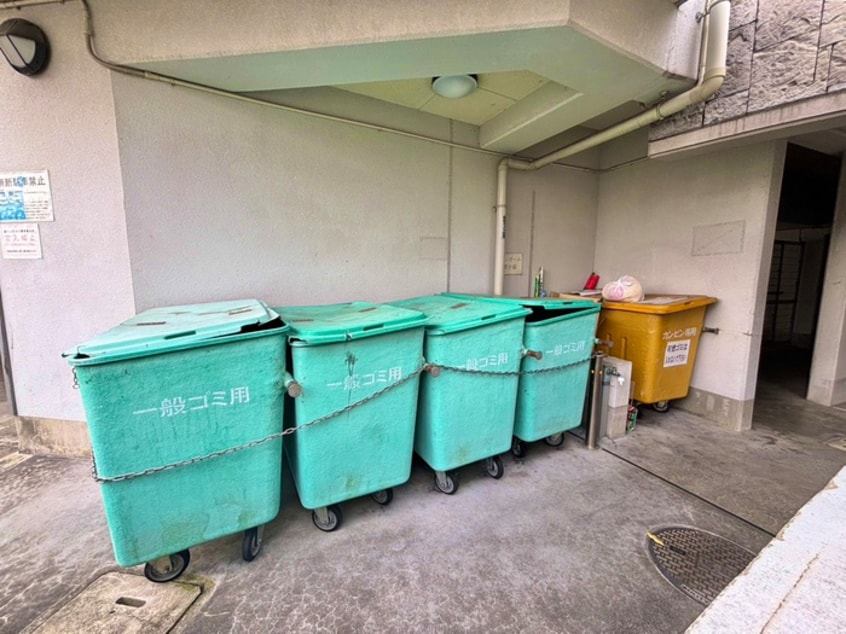 その他 ヴァンティアン