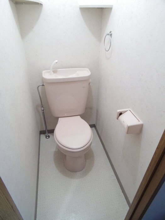 トイレ ティラルセ