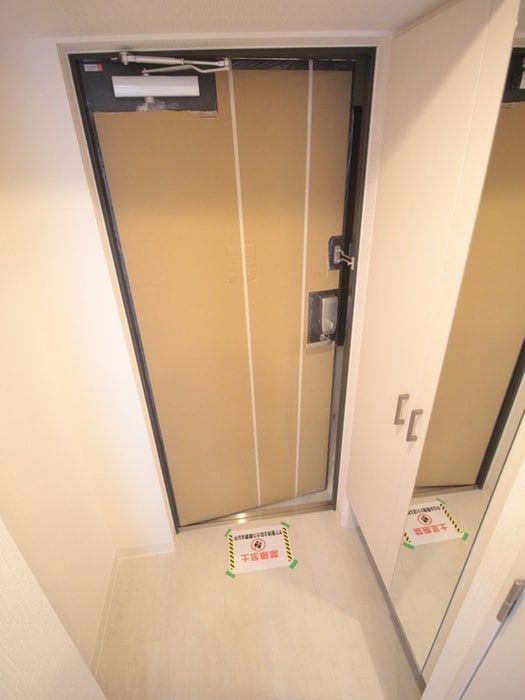 玄関 ｴｽﾘｰﾄﾞ ｻﾞ・ｸﾞﾗﾝ大阪ﾉｰｽ