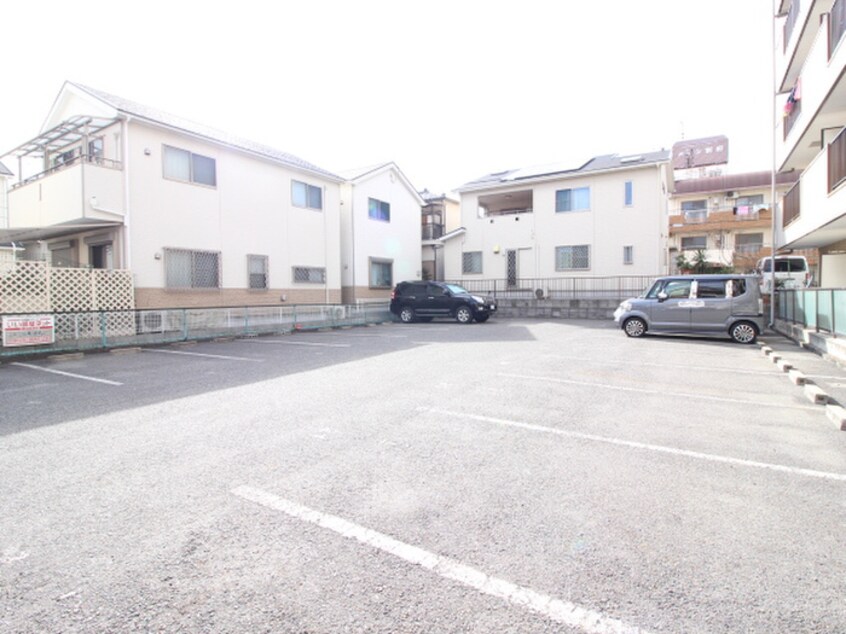 駐車場 エクセル樋下