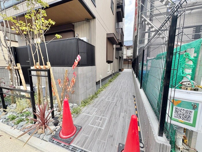 エントランス部分 パサログランデ三条通