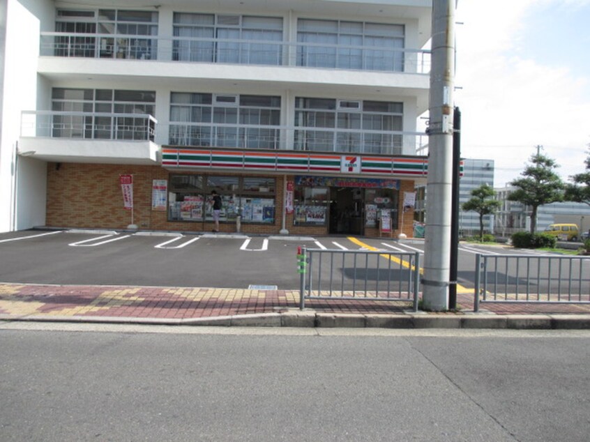 セブンイレブン(コンビニ)まで240m 仮）エクセル南塚口