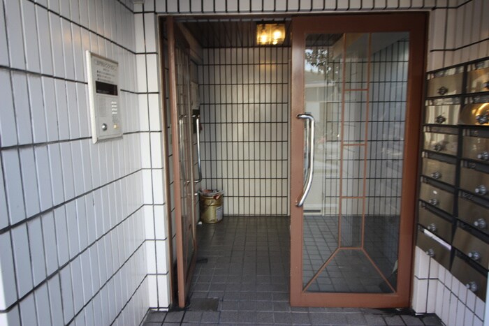 エントランス部分 諸福マンション