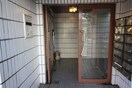 エントランス部分 諸福マンション