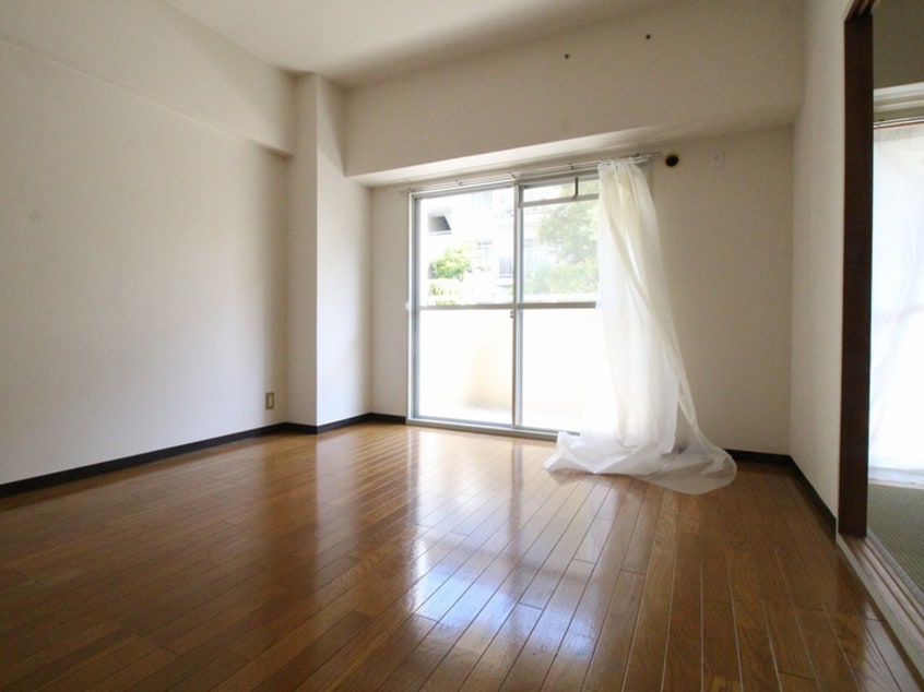 居室 ラフォ－レ兵庫