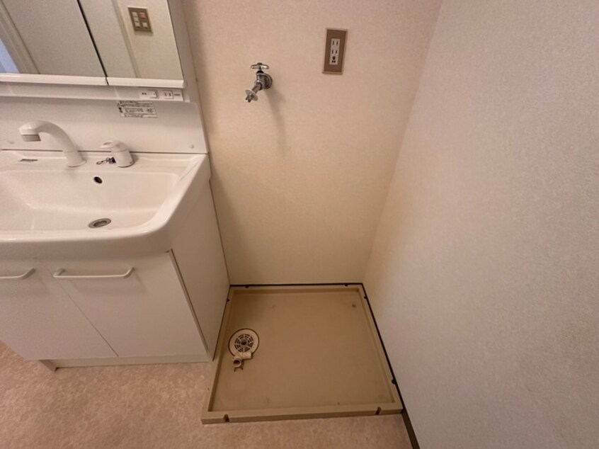 洗濯機置場 メゾンカ－サ－１号館