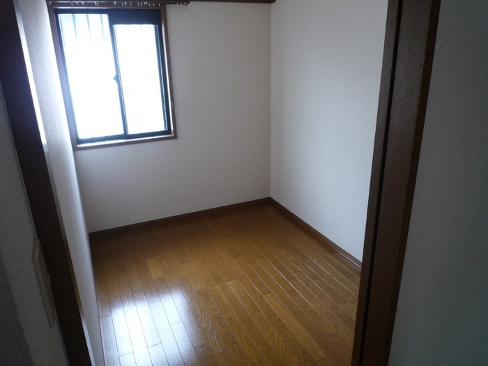 収納 小野原テラスハウス