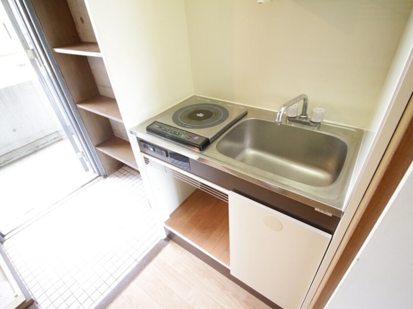 キッチン スパローズネスト