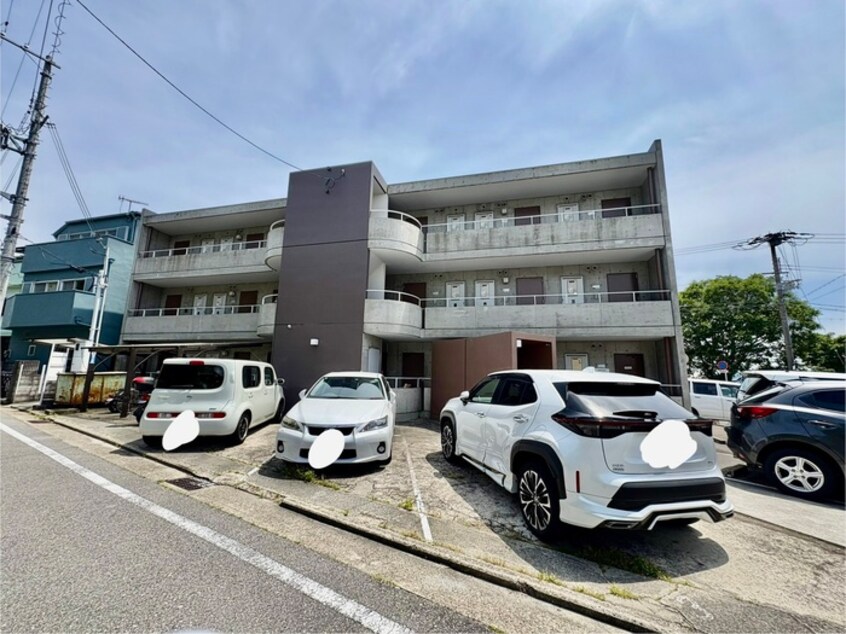 駐車場 スパローズネスト