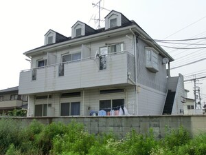 レオパレス羽曳野第８