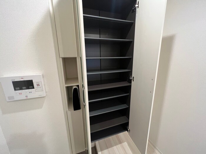 靴箱 Ｄーｒｏｏｍ旗塚通