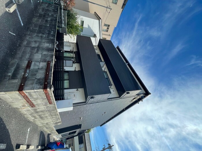 外観写真 モダンアパートメント枚方三矢町
