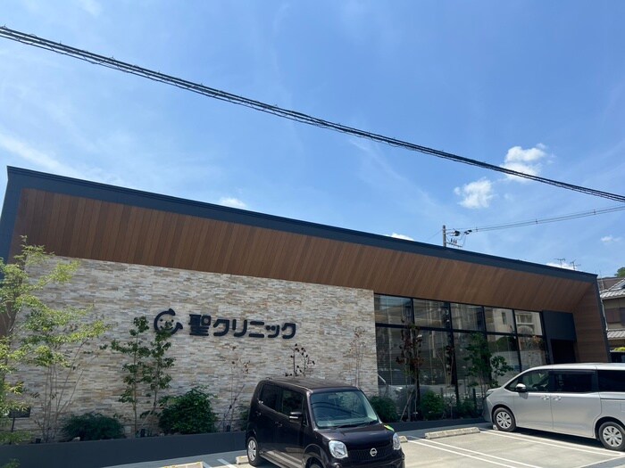 聖クリニック(病院)まで10m ダイヤトゥーレ