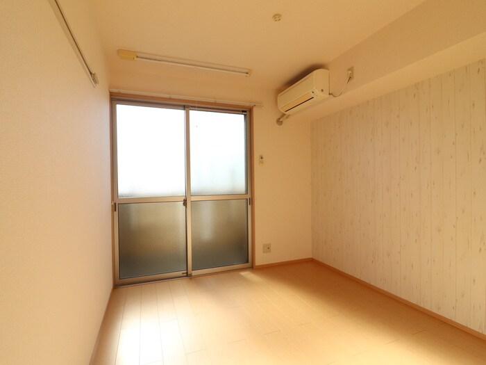 居室 ルミエ－ル