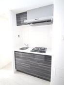 キッチン ｺﾝﾌｫﾘｱ･ﾘｳﾞ新大阪ＷＥＳＴ