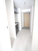 玄関 ｺﾝﾌｫﾘｱ･ﾘｳﾞ新大阪ＷＥＳＴ