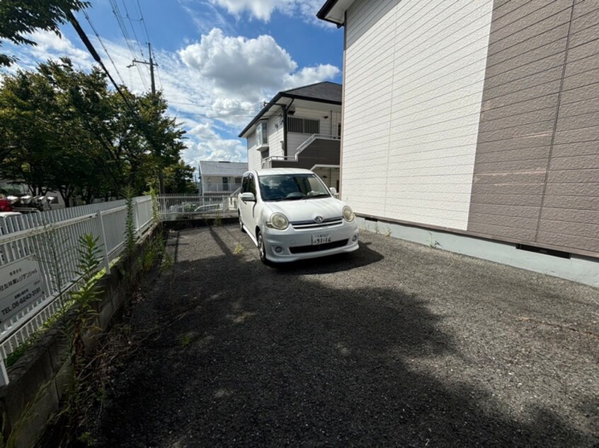 駐車場 エステートピア桐