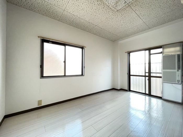 居室 八坂住地マンション