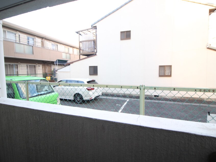 室内からの展望 八坂住地マンション