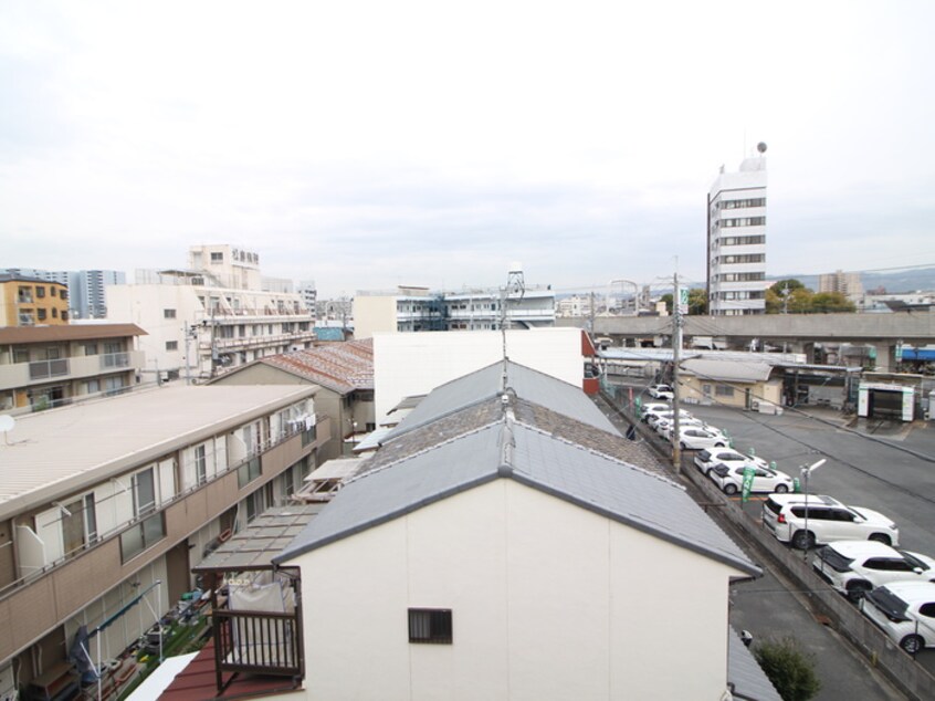 室内からの展望 八坂住地マンション