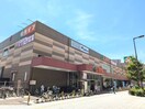 ライフ(スーパー)まで570m ｼﾞｭﾈｰｾﾞｸﾞﾗﾝ弁天町(605)