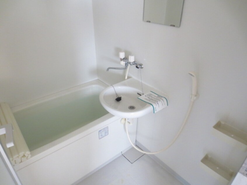 バス／シャワールーム等 プティメゾン津門