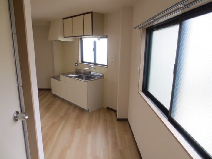 廊下 プティメゾン津門