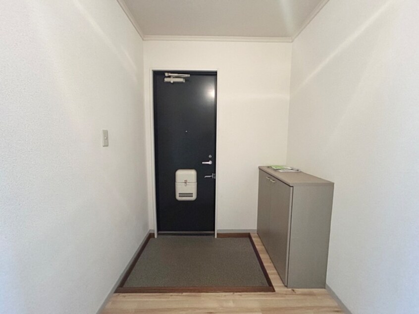 玄関 グレースＢ