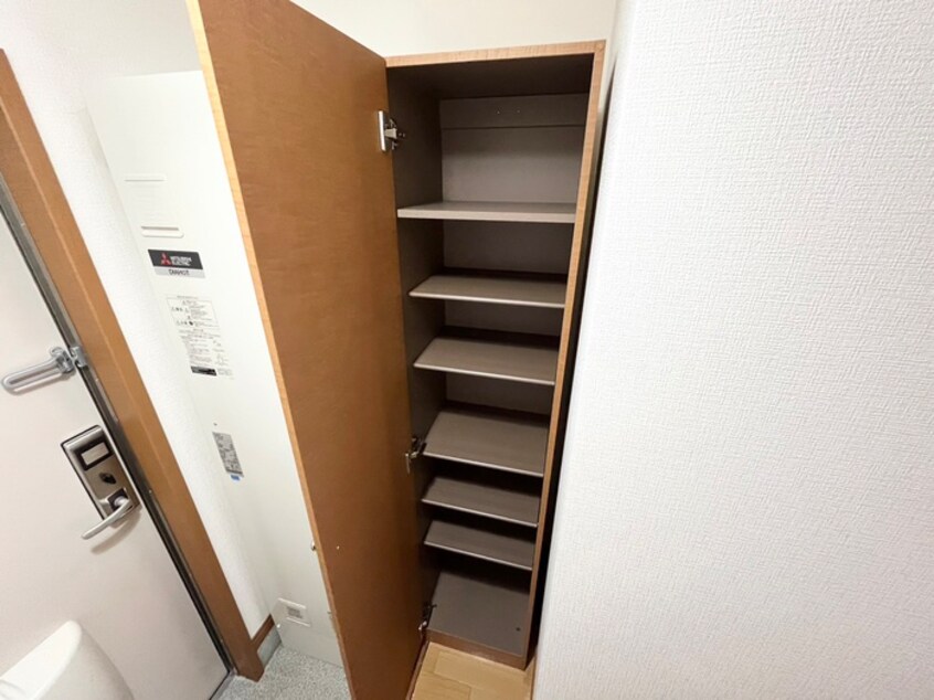 靴箱 エクセル田中　W棟