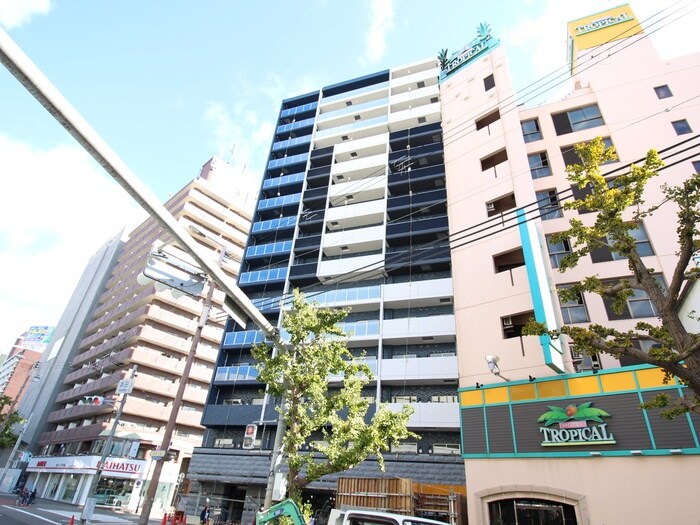 外観写真 ﾌﾟﾚｻﾝｽOSAKADOMECITYｸﾛｽﾃｨ(706)