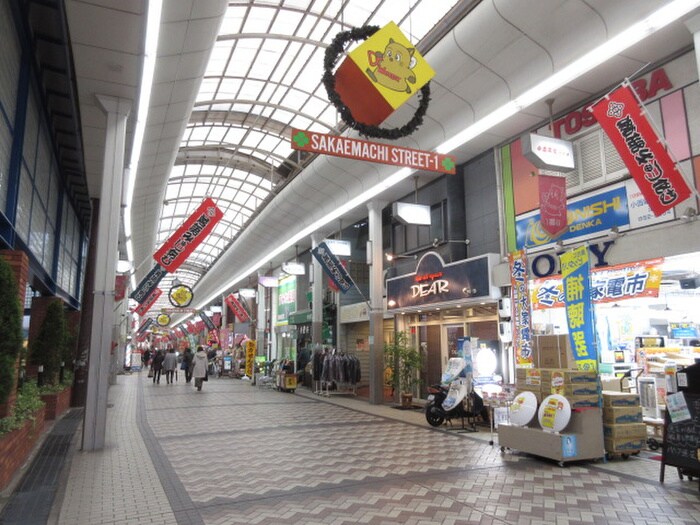 池田商店街(ショッピングセンター/アウトレットモール)まで300m カルム共栄マンション