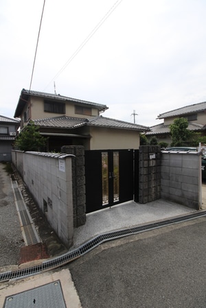 錦織中戸建