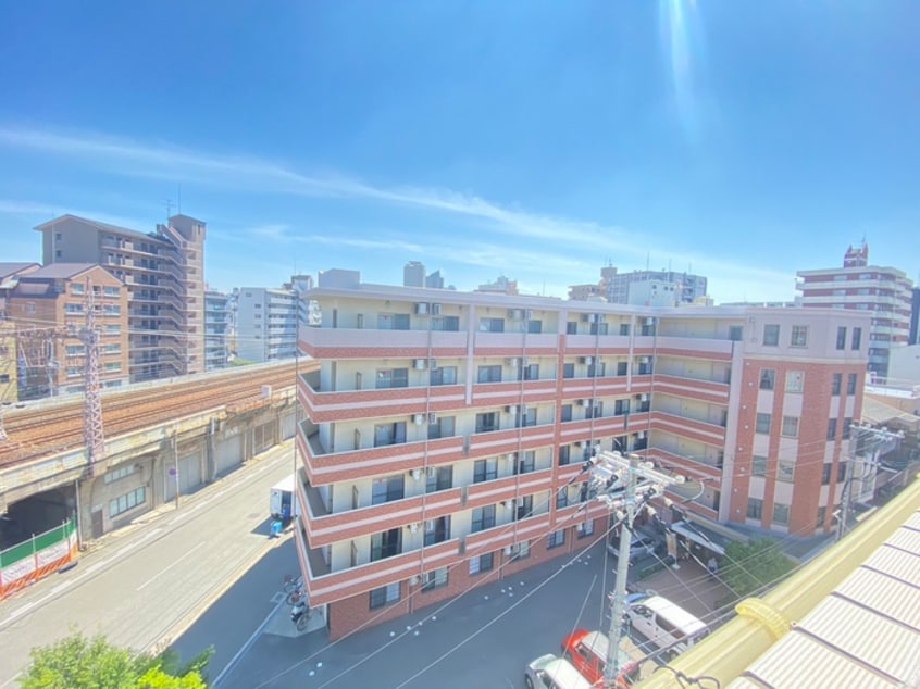 室内からの展望 アルテ兵庫津