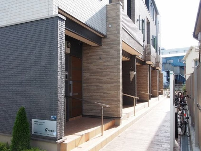 エントランス部分 サニーフラット伊丹