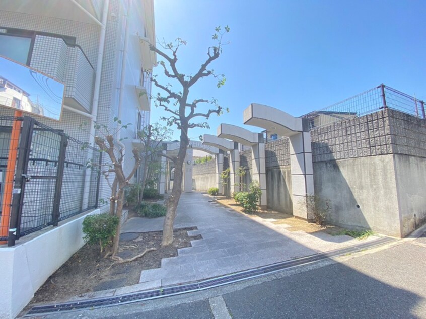 外観写真 ＡＤＤ ＨＩＬＬＳ