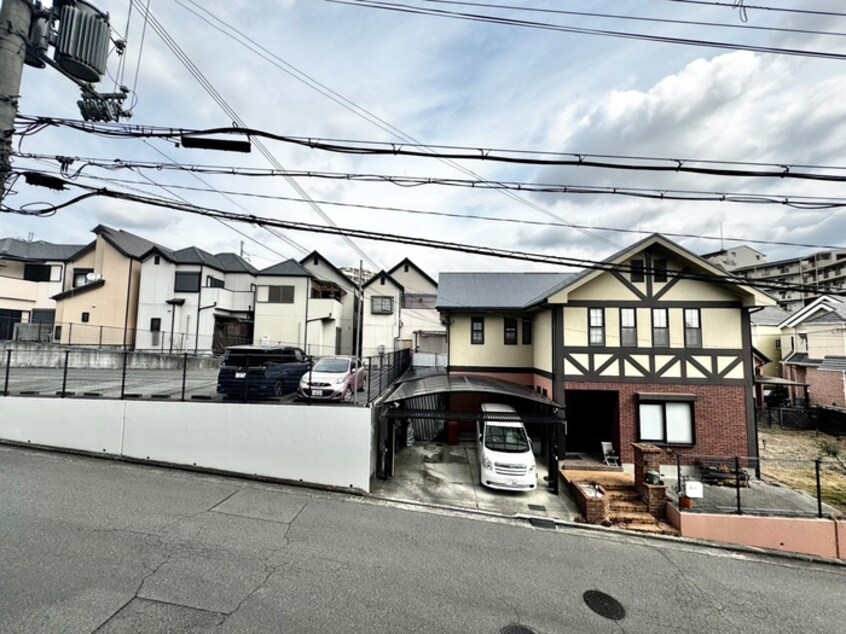 室内からの展望 ＡＤＤ ＨＩＬＬＳ