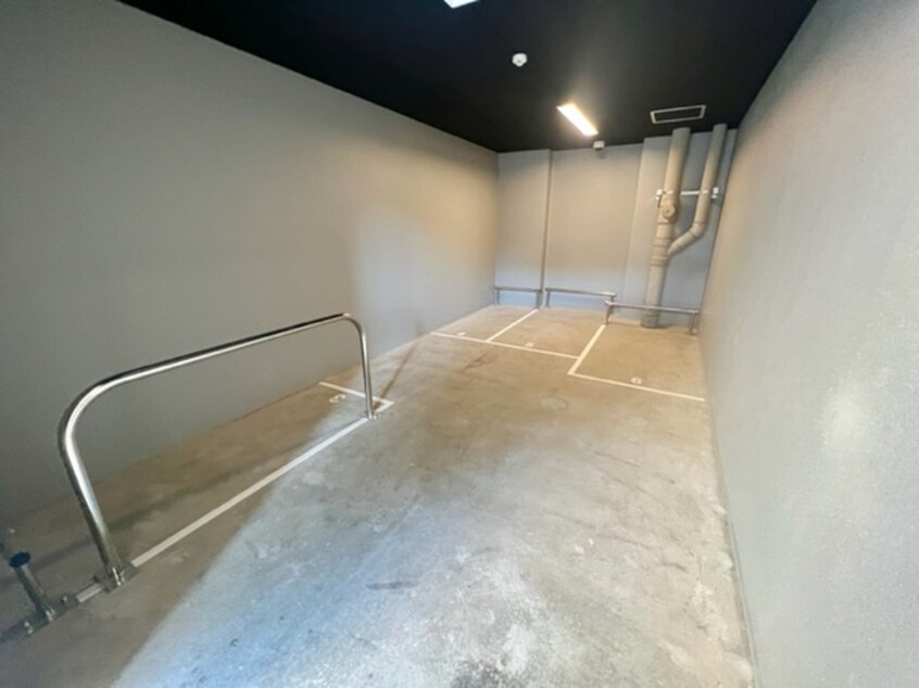 バイク置き場 S-RESIDENCE福島玉川Tres