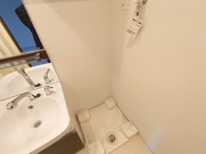 洗濯機置場 ﾗﾗﾌﾟﾚｲｽ三宮ﾙﾐﾅｰｼﾞｭ(1302)