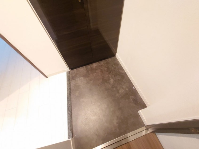 玄関 ﾗﾗﾌﾟﾚｲｽ三宮ﾙﾐﾅｰｼﾞｭ(1302)