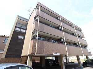 キャッスル山村B棟