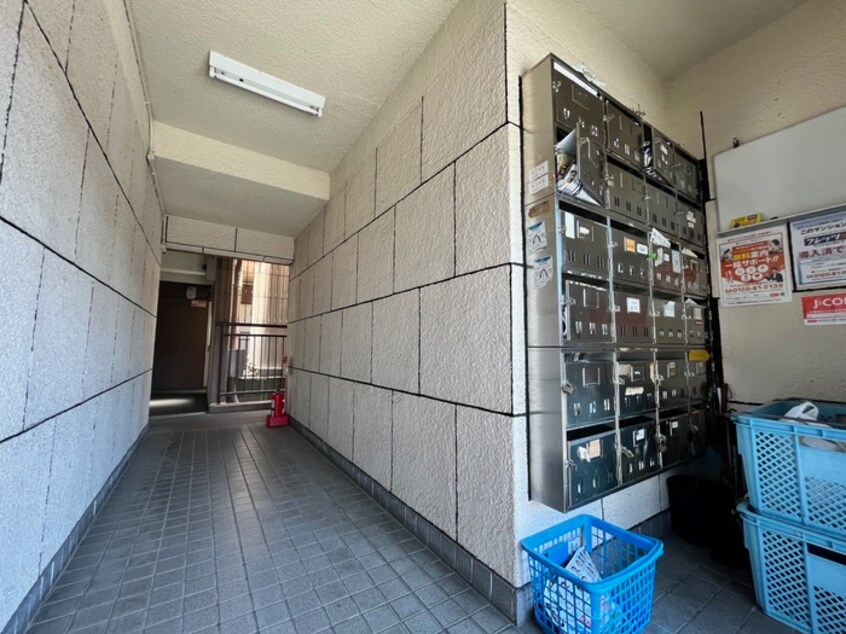 エントランス部分 コーワマンション