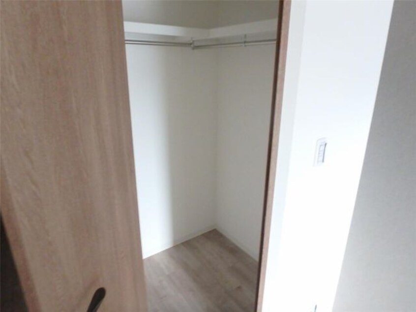 収納 アルカディア茨木末広町