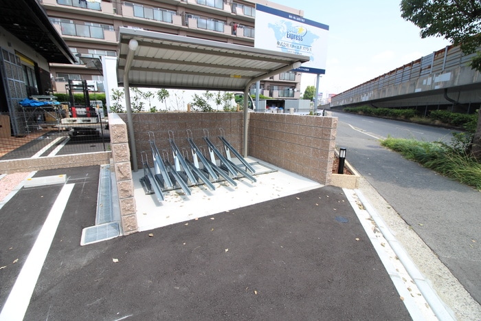 駐輪場 メゾンドソフィア