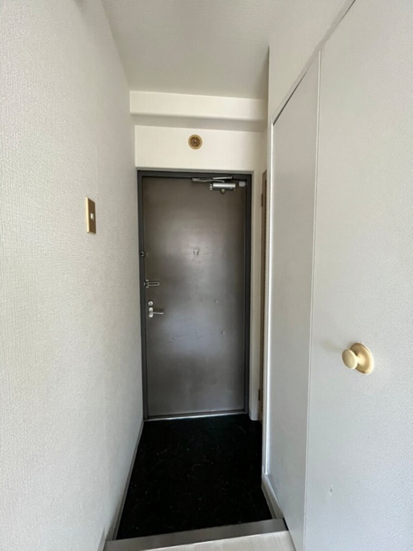 玄関 ライラックヴィラ大今里