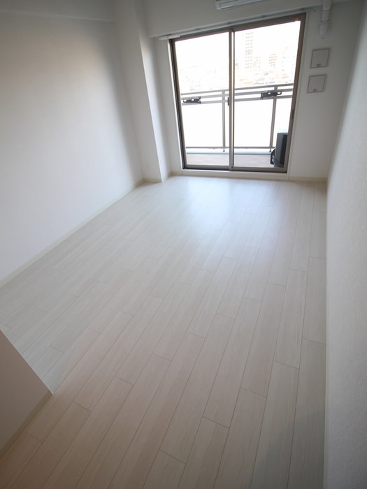 居室 ｴｽﾘｰﾄﾞ大阪ｸﾞﾗﾝｹﾞｰﾄ(805)