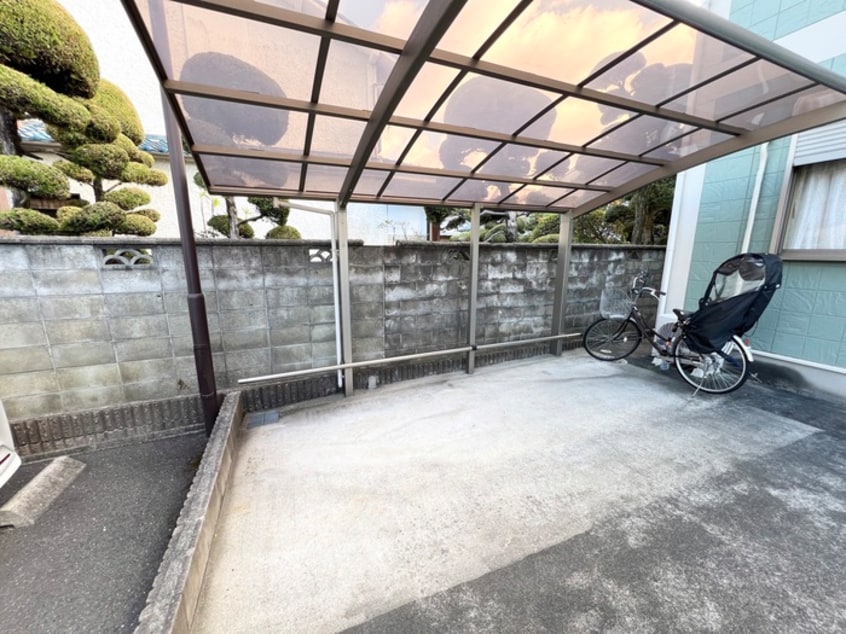 駐輪場 パセオユ－