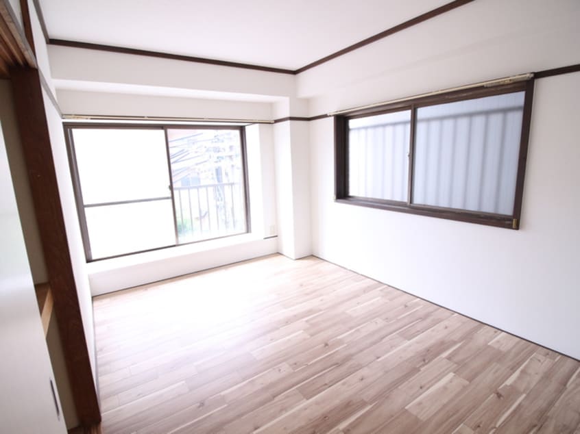 居室 グランディア六甲道駅前