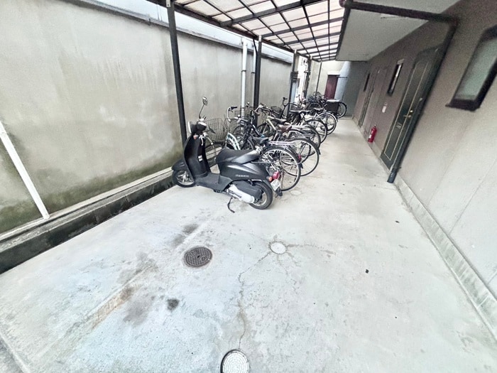 駐輪場 Millenium萱島