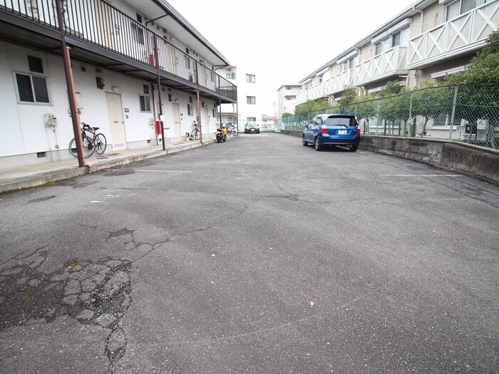 駐車場 コーポ野路