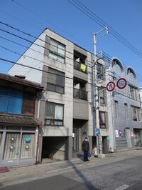 ＡＤＥＡＭ　ＯＫＡＺＡＫＩ
